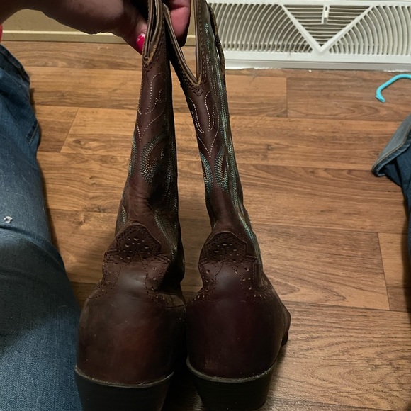 Cowboy boots - Picture 10 of 12